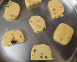 A picture of step 5 of Berries and walnut cookies.
