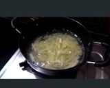A picture of step 1 of Cheesy penne pasta in white creamy sauce.