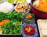 Hình bước làm 4 của món Lẩu kim chi hải sản