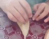 A picture of step 2 of Crispy crunchy wonton.