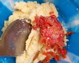 A picture of step 3 of Potato balls.
