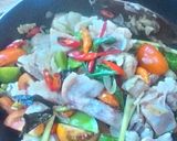 Foto langkah ke 2 dari resep Garang asem ayam santan encer.