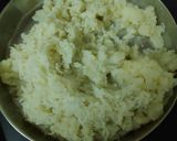 A picture of step 1 of Delhi special dahi tikki.
