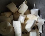 Foto langkah ke 1 dari resep Bola-Bola Singkong Gula Aren.