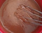 A picture of step 3 of Bourbon biscuit cake.