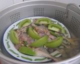 Foto langkah ke 6 dari resep Tim Ikan Kuah Asam.
