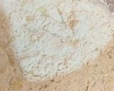 صورة لخطوة 3 من وصفة كيكة عيد الميلاد سهلة وسريعة