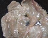 Foto del paso 4 de la receta: Pechuga de pollo con maíz y ají