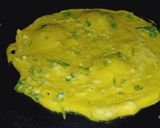 A picture of step 2 of Cucumber chilla.