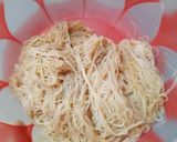 Foto langkah ke 1 dari resep Bihun goreng bakso ikan.