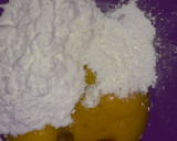 Foto del paso 2 de la receta: Súper coco (bizcochuelo con coco rallado)