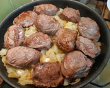 Foto del paso 2 de la receta: Carrilleras de cerdo en salsa a la miel