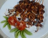 Foto langkah ke 6 dari resep Sate Cumi bakar ala Thailand.