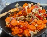 A picture of step 19 of Chicken with Cashews, Bell Peppers, and Carrots.