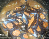 Foto del paso 6 de la receta: Sepia y mejillones a la donostiarra 😹😹