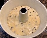 Foto del paso 10 de la receta: Bizcocho de ricotta con pepitas de chocolate
