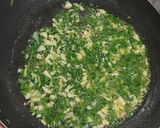 A picture of step 2 of Chicken chilli cheese bread.