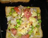 A picture of step 3 of Pizza Sandwitch.