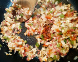 Foto del paso 2 de la receta: Arroz integral con taquitos de jamón serrano y champiñones