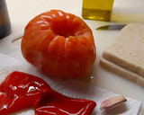 Foto del paso 1 de la receta: Tosta de porra con pimientos de piquillo