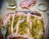 Foto del paso 2 de la receta: Roti de cerdo relleno de pesto