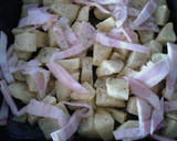 Foto del paso 2 de la receta: Papas huevos y bacon