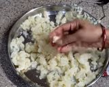 A picture of step 1 of Aloo samosaa.