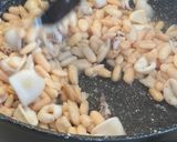 Foto del paso 4 de la receta: Alubias con Chipirones