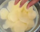 A picture of step 1 of Aloo puri (bhajiya).