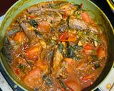 Foto langkah ke 4 dari resep Tumis Sarden Tomat Kemangi.