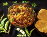 A picture of step 4 of Kathiyawadi Undhiyu.
