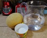 Foto del paso 1 de la receta: Agua de melón natural