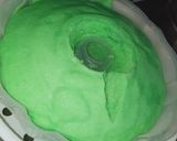 Foto langkah ke 6 dari resep 54. Bolu kukus pandan simpel (2 butir telur).