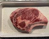 Foto del paso 3 de la receta: Ribeye con romero y ajo
