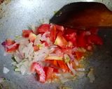 A picture of step 3 of Macaroni sawaiyan with leftover chicken tikka.