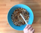 Foto del passaggio 1 della ricetta Torta Fit di Mele con Crumble di Cocco e Noci