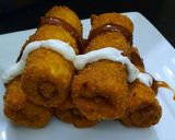 A picture of step 4 of Veg bread roll😋😋.