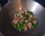Foto langkah ke 3 dari resep 45. Tumis labu siam kembang bawang.