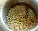 A picture of step 1 of Misal pav.