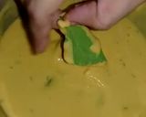 A picture of step 2 of Palak k pakorhay #IftarContestwithHuma #Cookpadapp.
