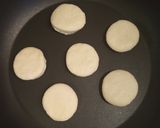 Villámgyors serpenyős zsemle recept fázis 6 fotója