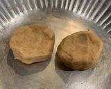ભાખરી (Bhakri Recipe In Gujarati) રેસીપી સ્ટેપ2ફોટો