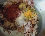 A picture of step 2 of Chicken korma.
