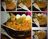 Maggi Ramen Noodles Bowl with Chicken and Eggs recipe step 4 photo