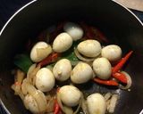 Foto langkah ke 1 dari resep Tumis brokoli puyuh.
