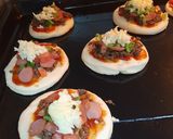 Foto langkah ke 8 dari resep Pizza Mini.
