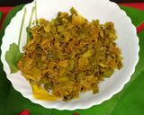 A picture of step 4 of Aloo Potoler Khosar(peels) chorchori.