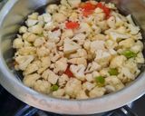A picture of step 1 of Veg korma.