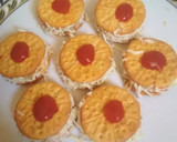 सेन्डविच चीज़ी पिज़्ज़ा बिस्कुट बाइट (Sandwich Cheesy Pizza Biscuit Bite Recipe in Hindi) रेसिपी चरण 8 फोटो