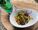 Une image de l'étape 10 de 🍋Salade 🥗 estivale 🍒quinoa 🌶️fève fraîche 🍃épinards.